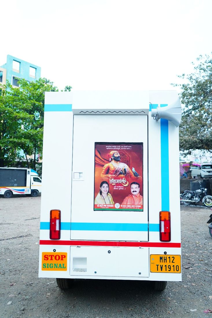 LED screen van for a promotional campaign